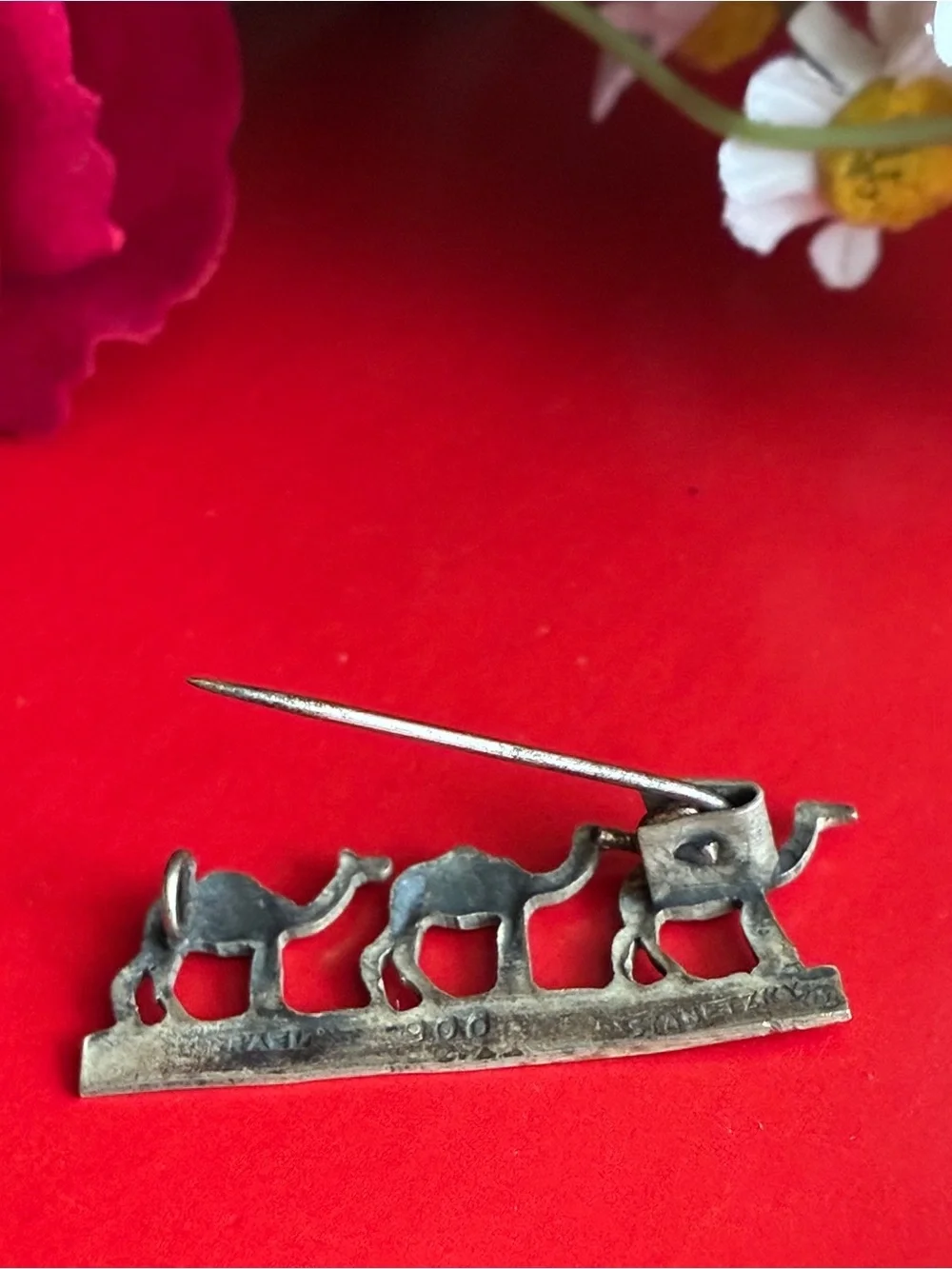 Vintage Silver Camel Caravan Brooch